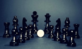 挑战与内卷时代，中小民营企业如何破局重生保持核心竞争力？